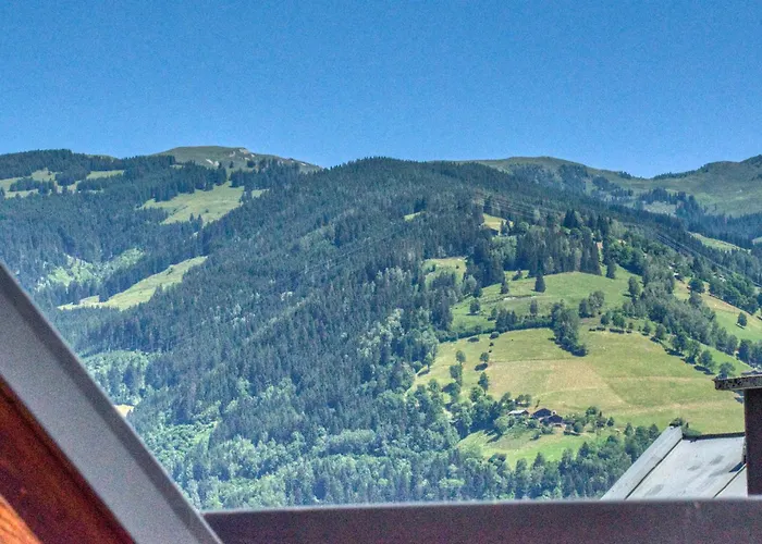 - By Alpen Τσελ αμ Ζέε