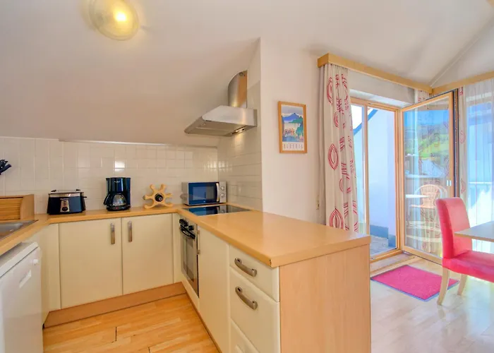 - By Alpen Διαμέρισμα Τσελ αμ Ζέε